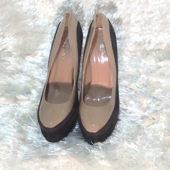 Apple Bottoms Shoes - Vintage/New Tan/Black Apple Bottom Pazia Pump